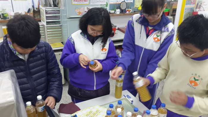 製作柚油清潔劑活動照片3
