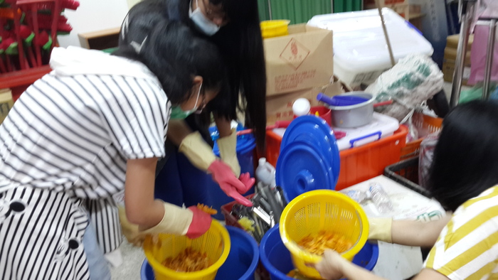 製作柚油清潔劑活動照片4